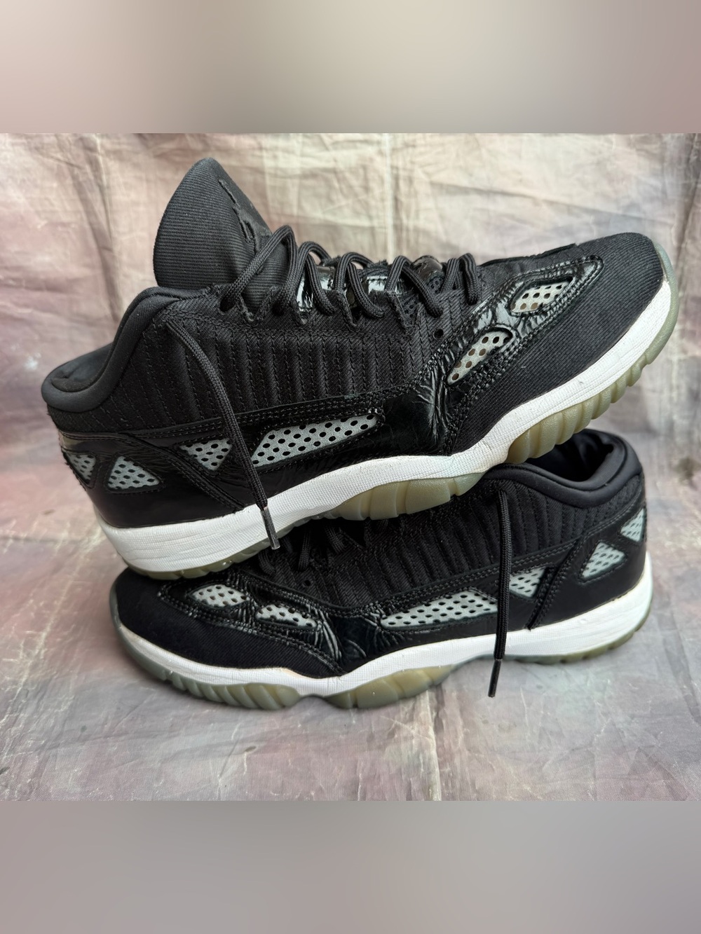 Nike Air Jordan Retro XI Low IE sz11